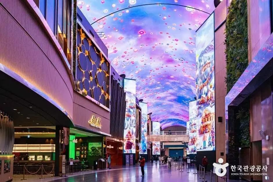 インスパイア・エンターテインメント・リゾートの館内